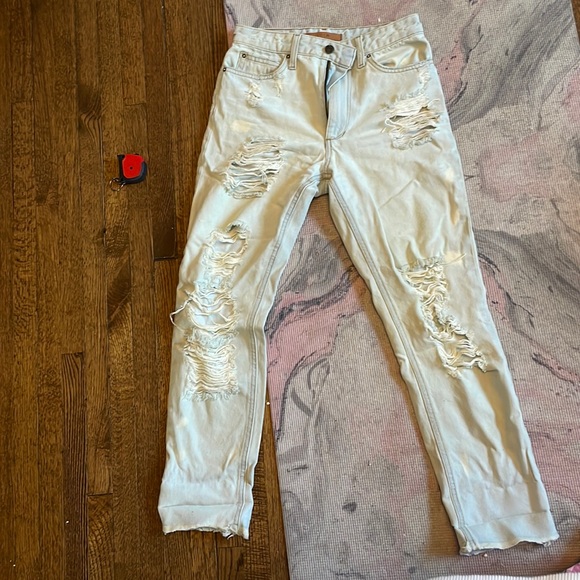 Joe’s Jeans Collector’s Edition The Debbie High Rise Straight Ankle - Picture 3 of 9